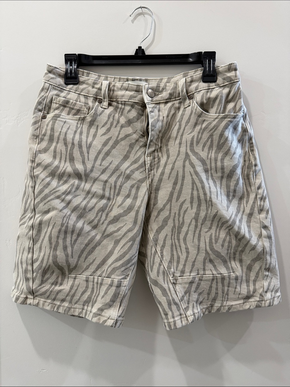 bohme Women's Zebra-Print Beige and Gray Bermuda Shorts